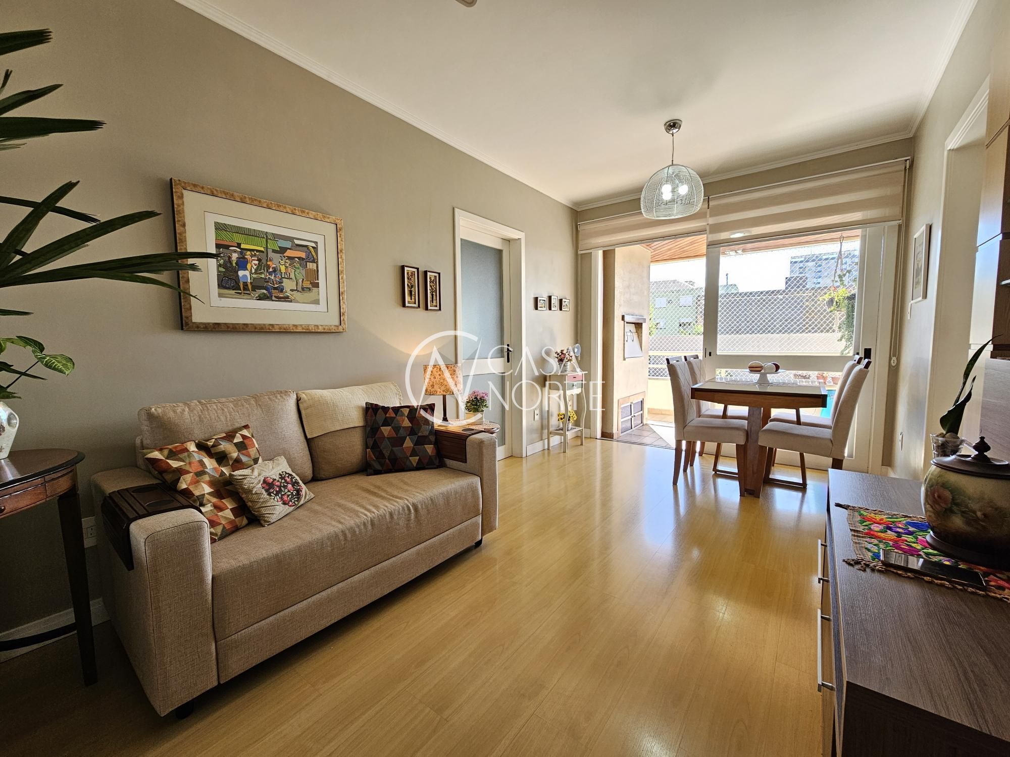 Apartamento à venda com 2 quartos, 69m², 1 vaga, Rua Visconde do Rio Branco no bairro Floresta em Porto Alegre