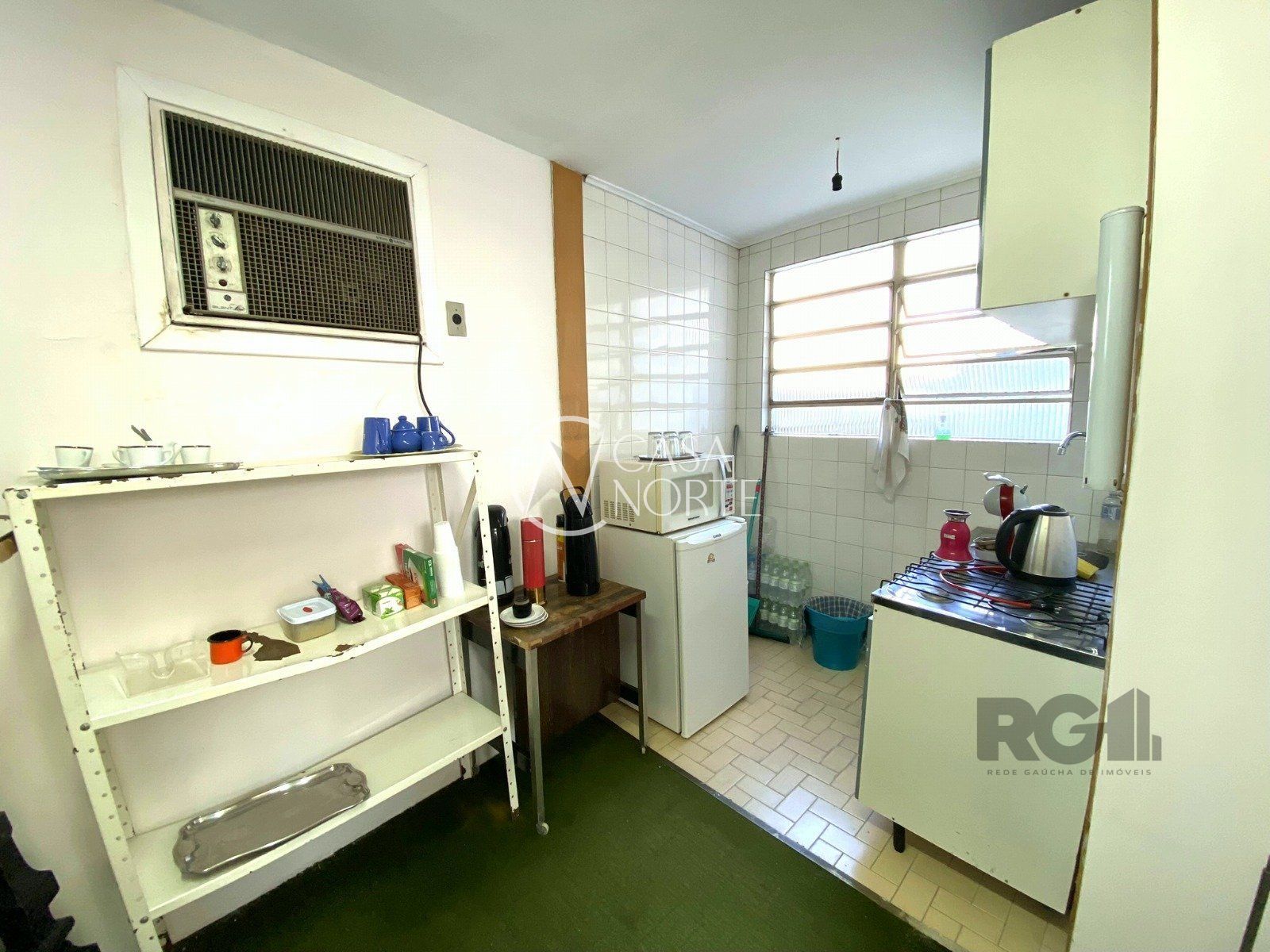 Sobrado à venda , 120m², Rua Visconde do Rio Branco no bairro Floresta em Porto Alegre