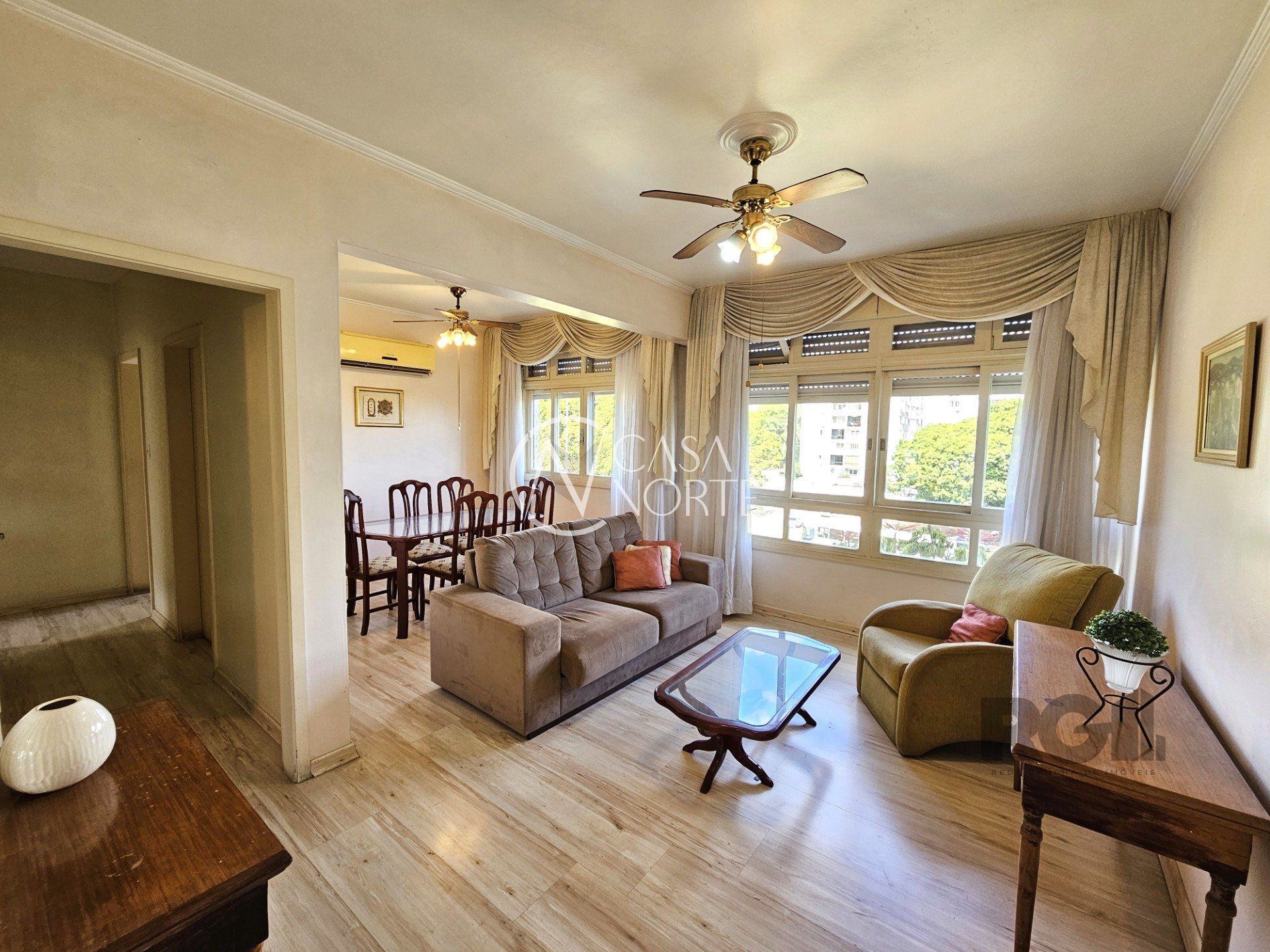 Apartamento à venda com 3 quartos, 86m², 1 vaga, Rua Sarmento Leite no bairro Centro Histórico em Porto Alegre