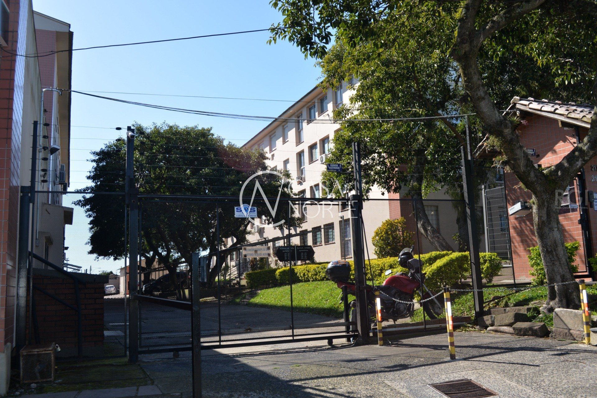 Apartamento à venda com 2 quartos, 46m², 1 vaga, Avenida Manoel Elias no bairro Jardim Leopoldina em Porto Alegre
