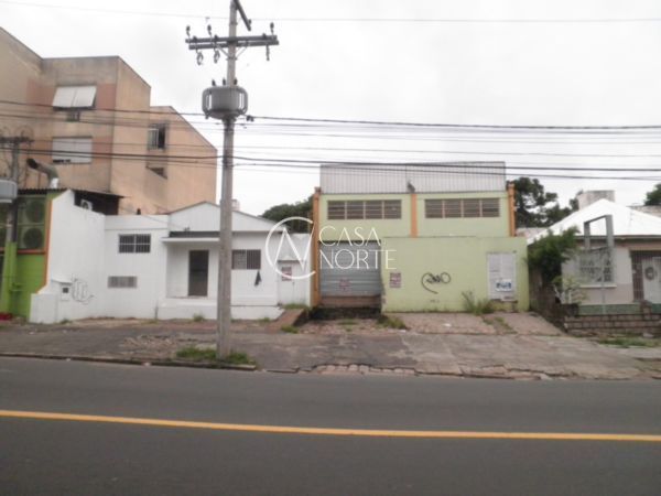 Terreno à venda  com 1m², Avenida do Forte no bairro Vila Ipiranga em Porto Alegre