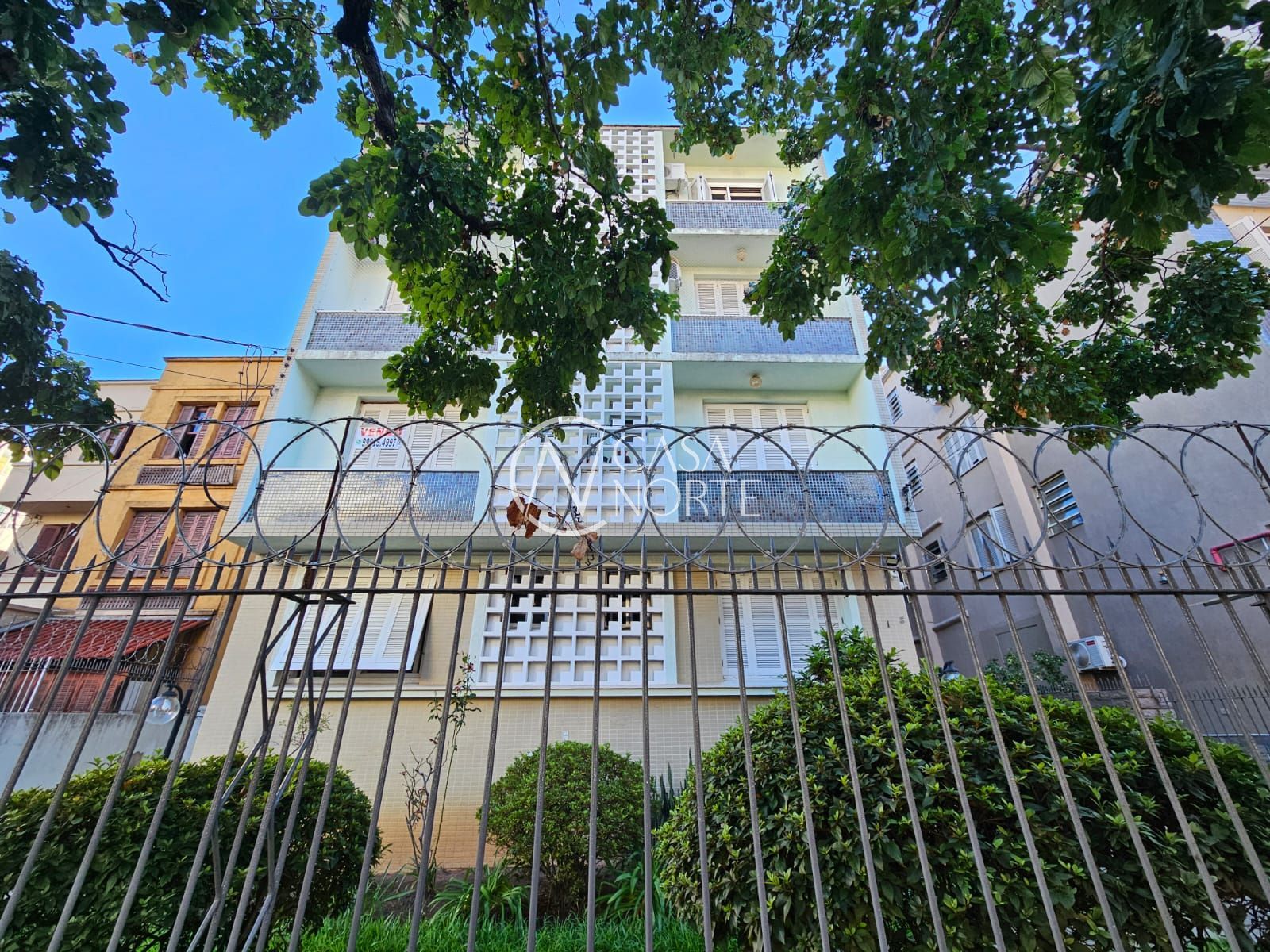 Apartamento à venda com 2 quartos, 79m², Rua Santana no bairro Santana em Porto Alegre