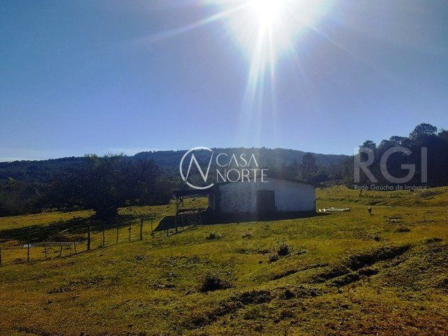 Terreno à venda  com 707126m², Beco Casemiro Schmiedel no bairro Lami em Porto Alegre