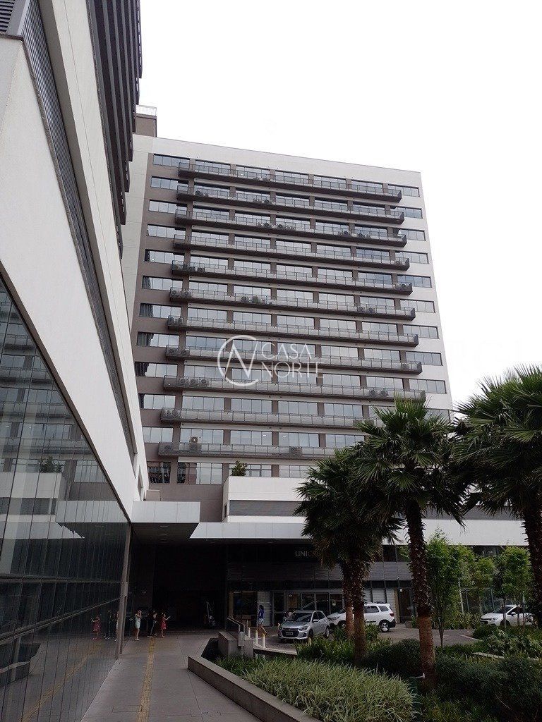 Sala Comercial à venda com 1 quarto, 32m², Avenida Assis Brasil no bairro Cristo Redentor em Porto Alegre