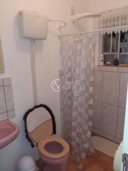 Casa à venda com 2 quartos, 435m², 3 vagas, Travessa Americo Silveira no bairro Cristo Redentor em Porto Alegre