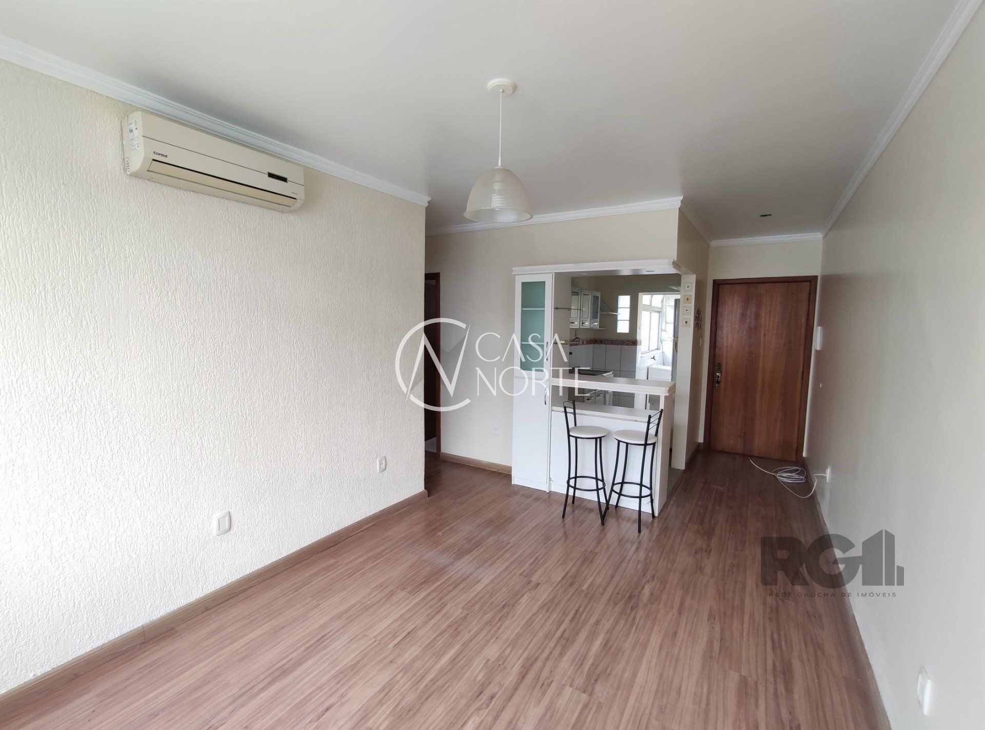 Apartamento à venda com 2 quartos, 53m², Rua Eurico Lara no bairro Medianeira em Porto Alegre