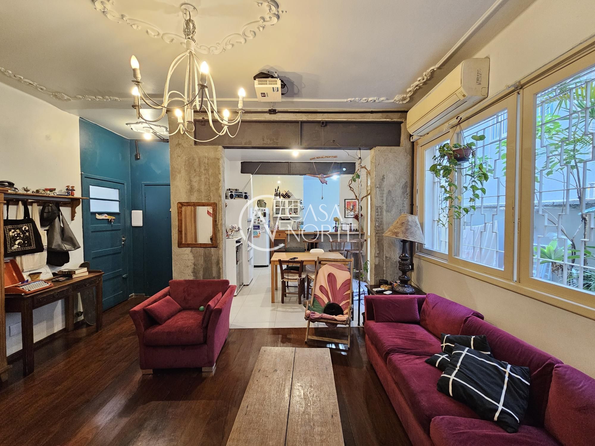 Apartamento à venda com 3 quartos, 101m², 1 suíte, Rua Cabral no bairro Rio Branco em Porto Alegre
