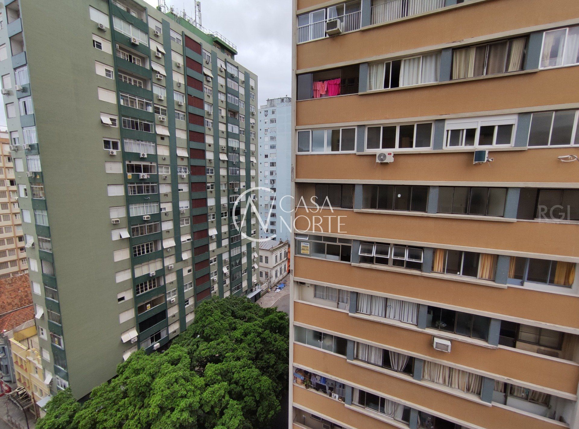 Apartamento à venda com 2 quartos, 62m², Avenida Senador Salgado Filho no bairro Centro Histórico em Porto Alegre