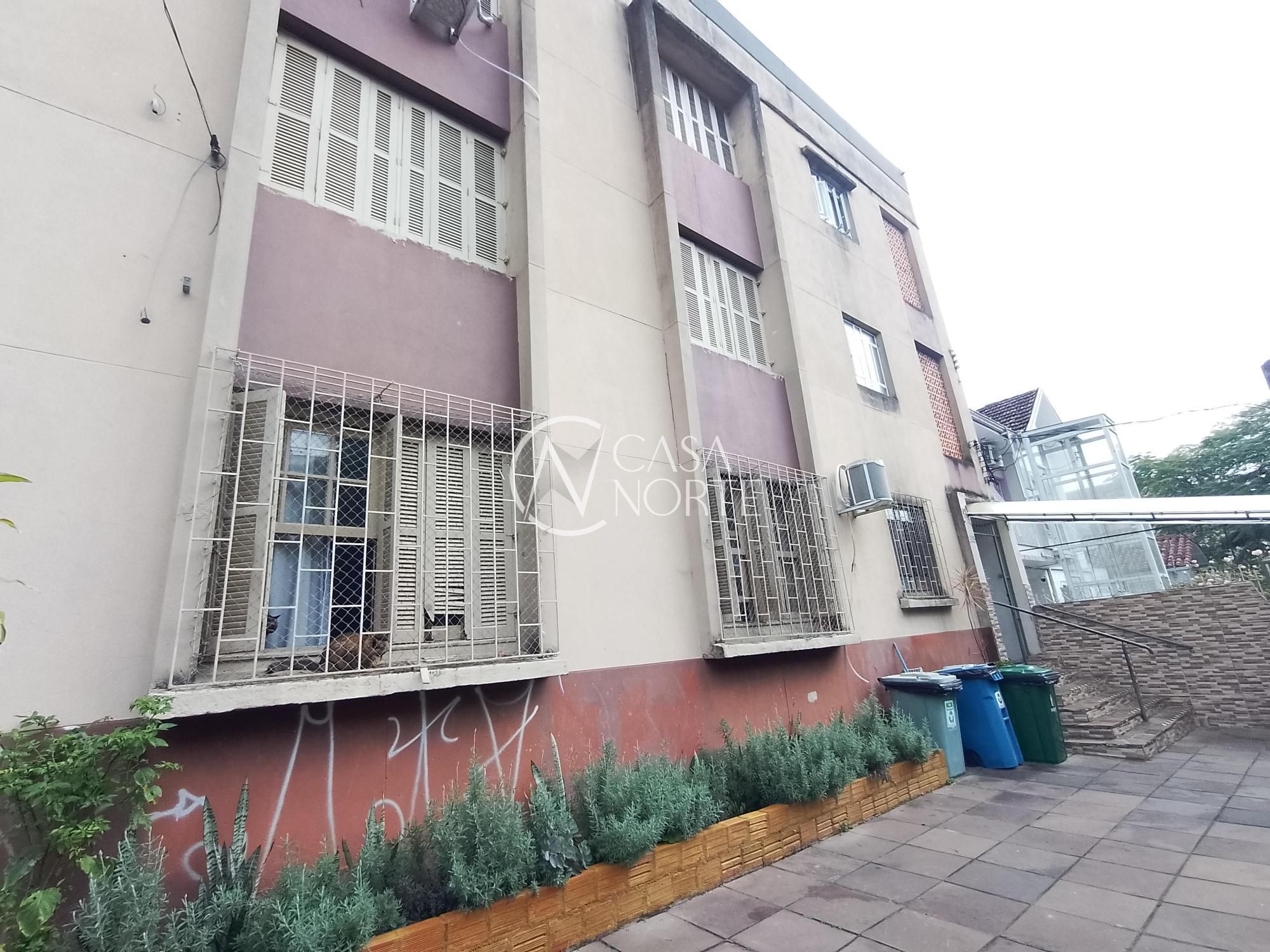 Apartamento à venda com 1 quarto, 37m², Rua Doutor Voltaire Pires no bairro Santo Antônio em Porto Alegre