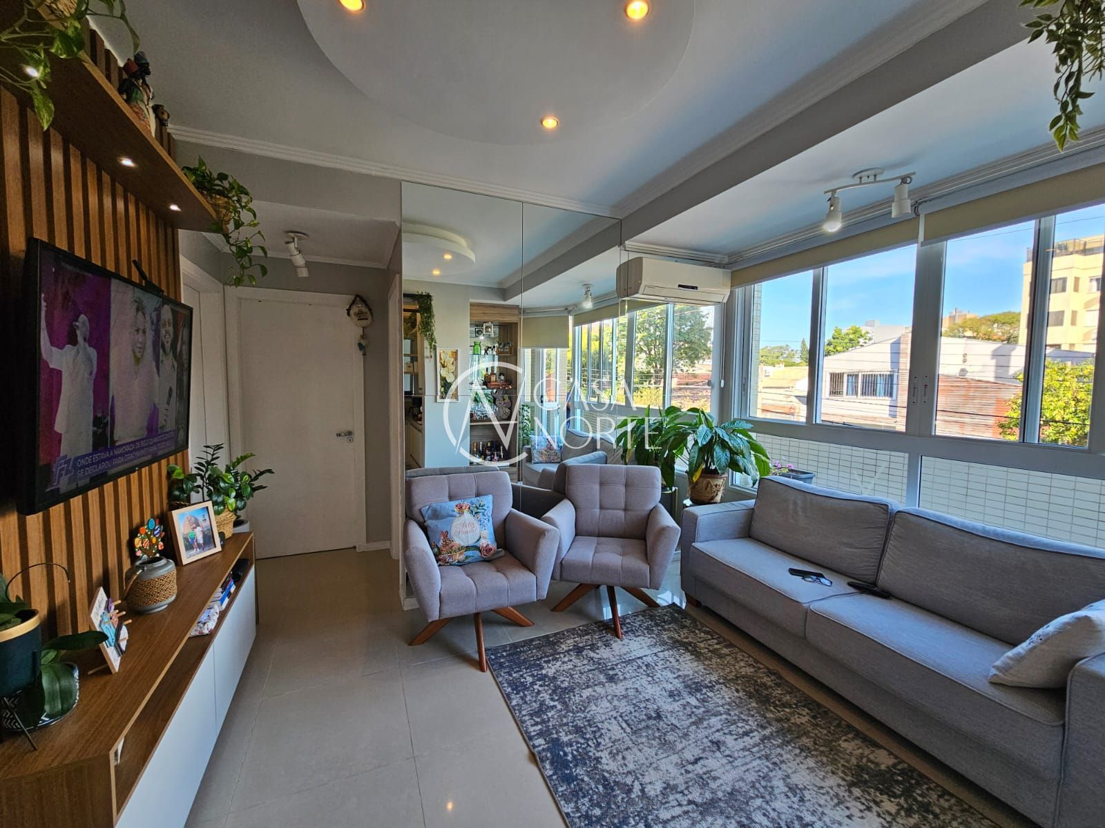 Apartamento Garden à venda com 2 quartos, 63m², 1 suíte, 1 vaga, Travessa Colônia no bairro Jardim Lindóia em Porto Alegre