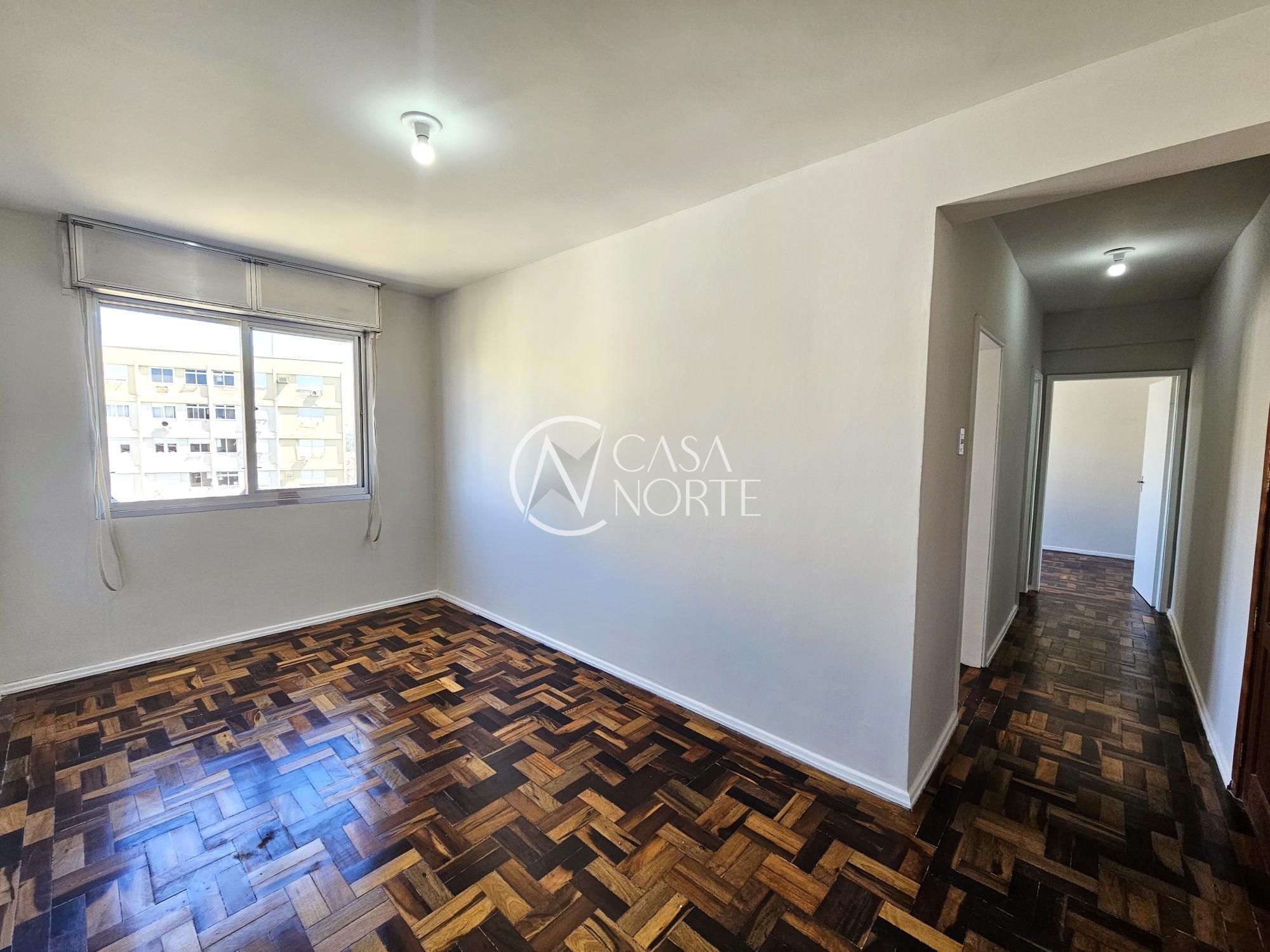 Apartamento à venda com 2 quartos, 56m², 1 vaga, Rua Moyses Antunes da Cunha no bairro Santo Antônio em Porto Alegre