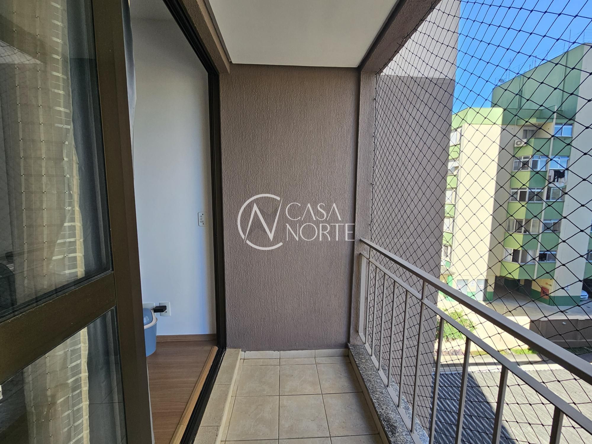 Apartamento à venda com 2 quartos, 61m², 1 suíte, 1 vaga, Rua Professor Cristiano Fischer no bairro Partenon em Porto Alegre