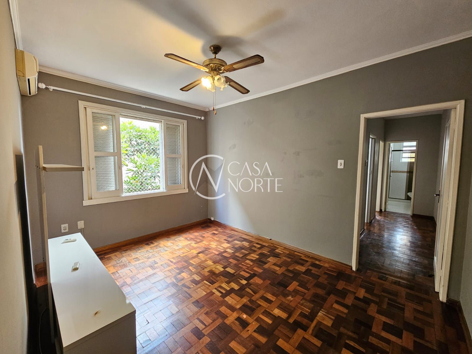 Apartamento à venda com 2 quartos, 79m², Rua Santana no bairro Santana em Porto Alegre