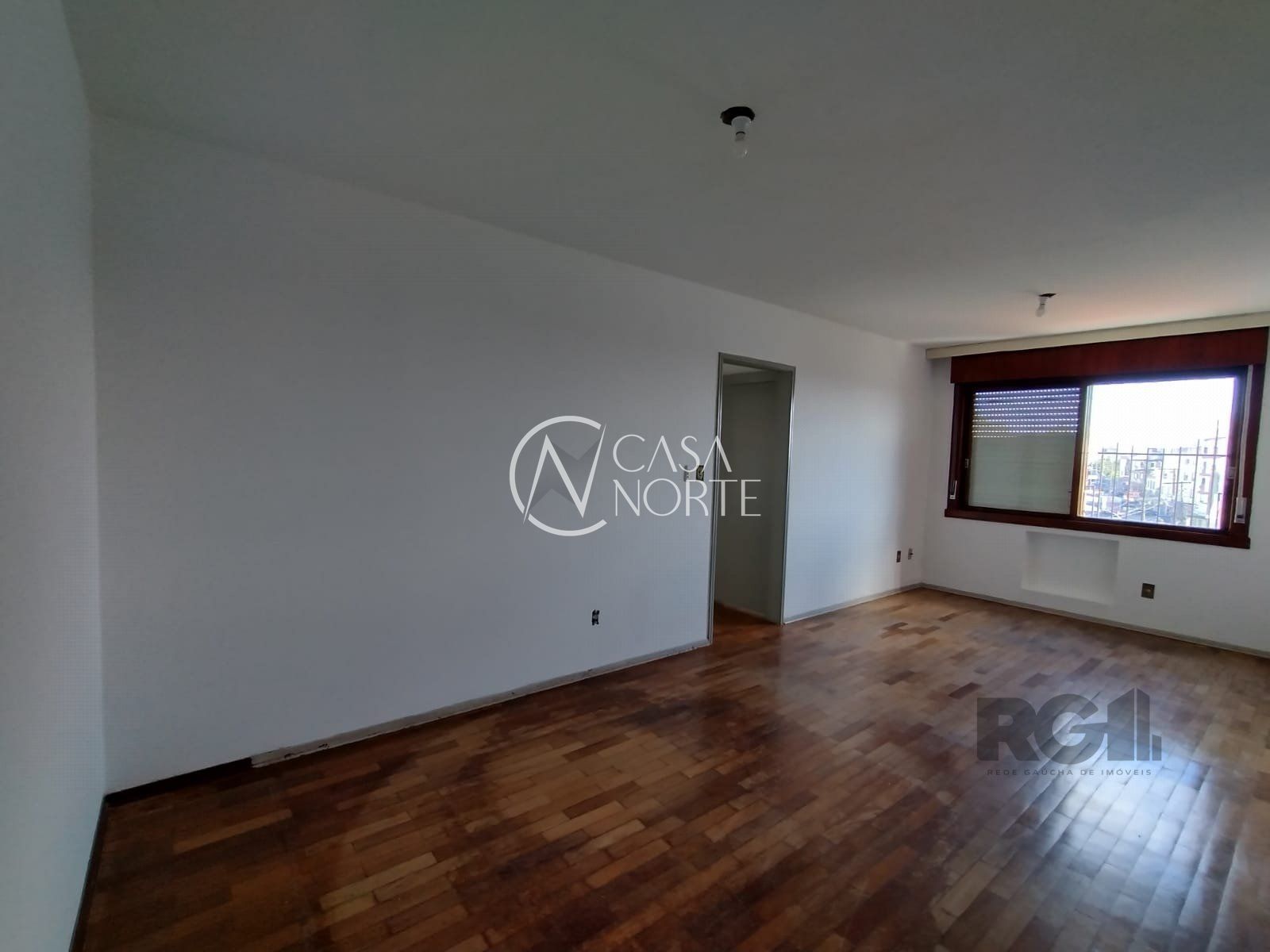 Apartamento à venda com 2 quartos, 81m², 1 vaga, Avenida Protásio Alves no bairro Petrópolis em Porto Alegre