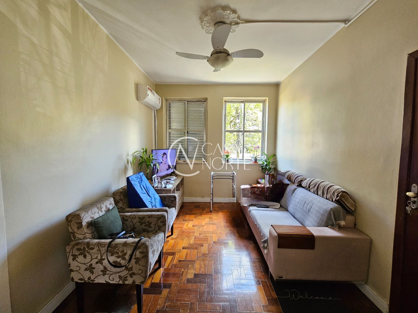 Apartamento à venda com 3 quartos, 59m², 1 vaga, Avenida Brasiliano Índio de Moraes no bairro Passo da Areia em Porto Alegre