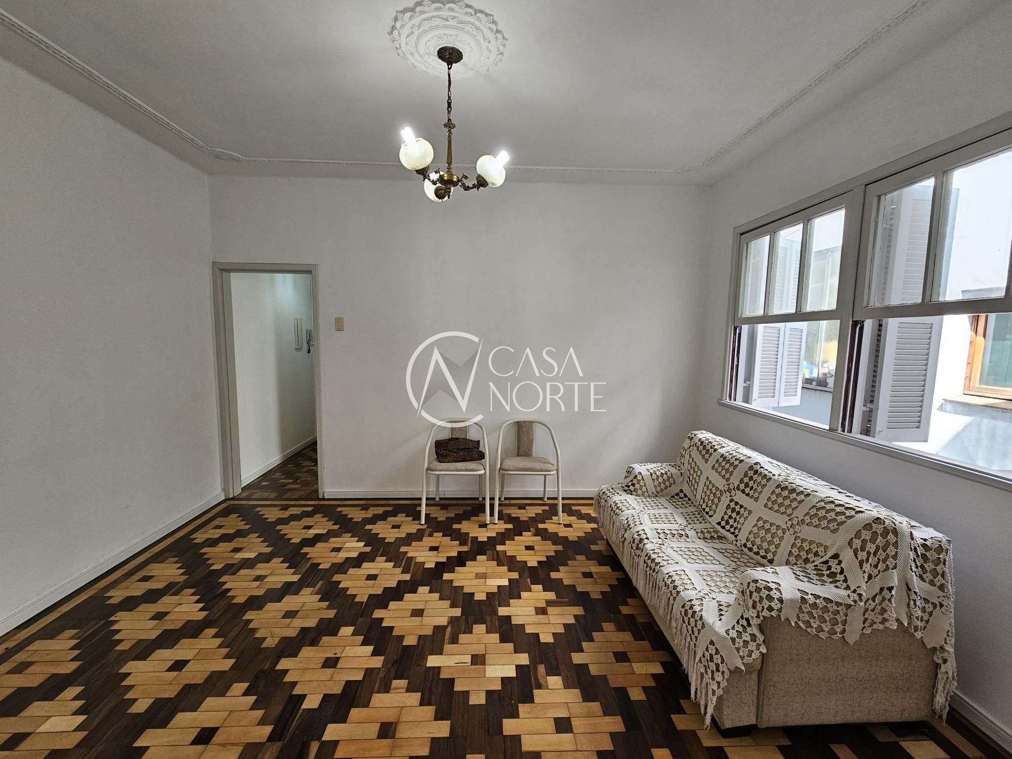Apartamento à venda com 3 quartos, 98m², 1 vaga, Avenida Protásio Alves no bairro Rio Branco em Porto Alegre