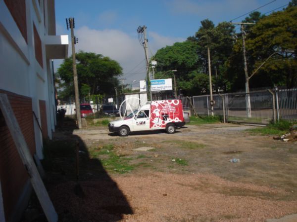 Pavilhão à venda , 2227m², Avenida das Industrias no bairro Anchieta em Porto Alegre