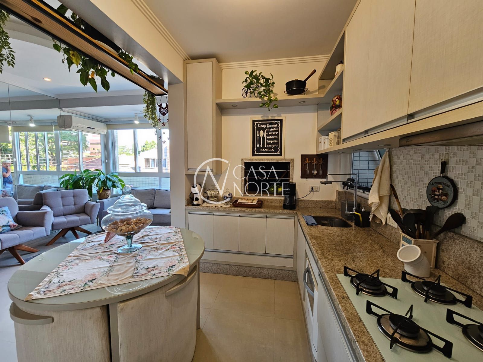 Apartamento Garden à venda com 2 quartos, 63m², 1 suíte, 1 vaga, Travessa Colônia no bairro Jardim Lindóia em Porto Alegre