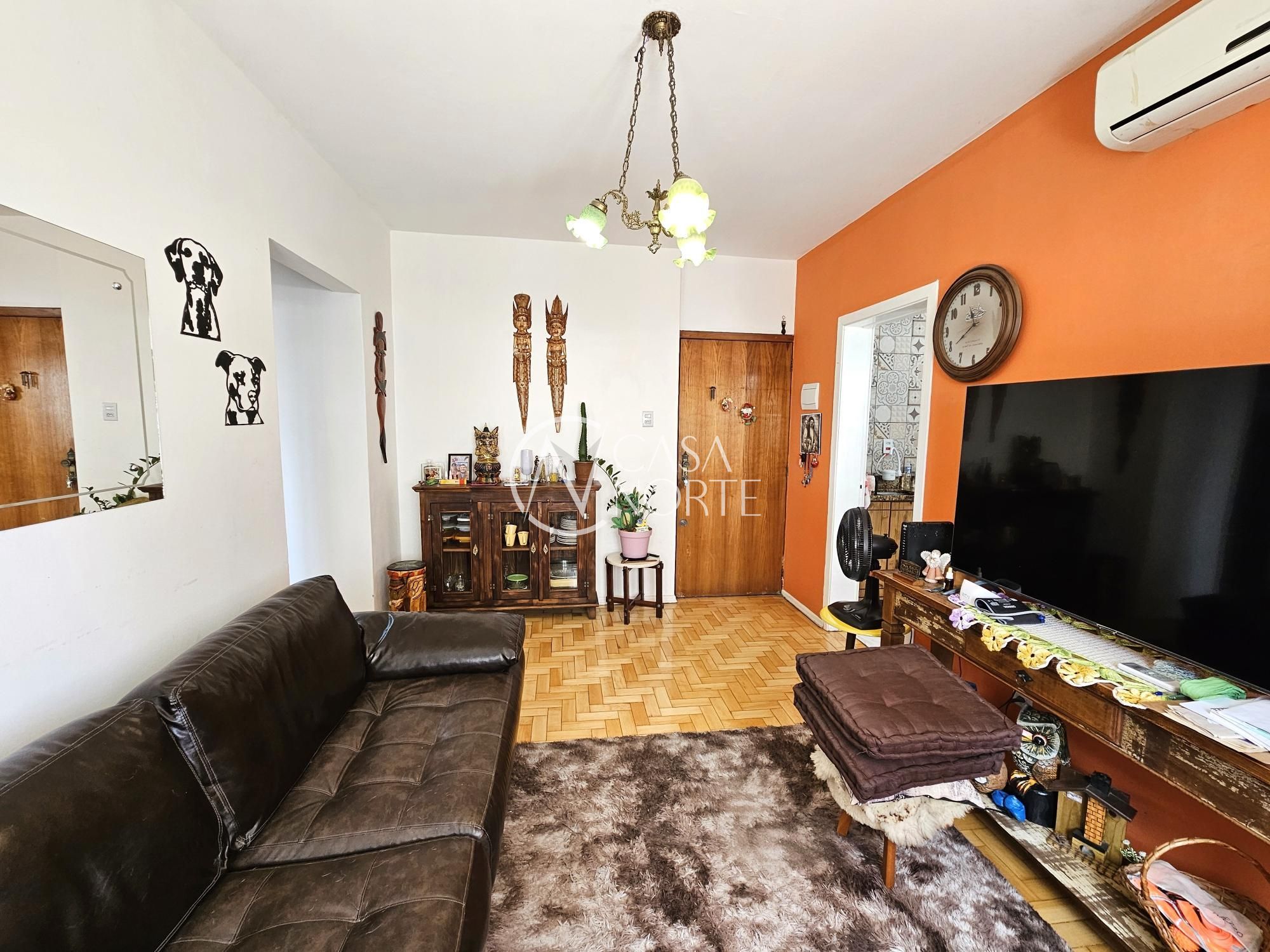 Apartamento à venda com 2 quartos, 69m², Avenida Cristóvão Colombo no bairro Floresta em Porto Alegre