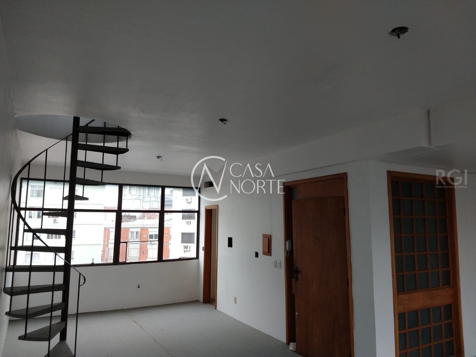 Sala Comercial à venda , 85m², Rua Cancio Gomes no bairro Floresta em Porto Alegre