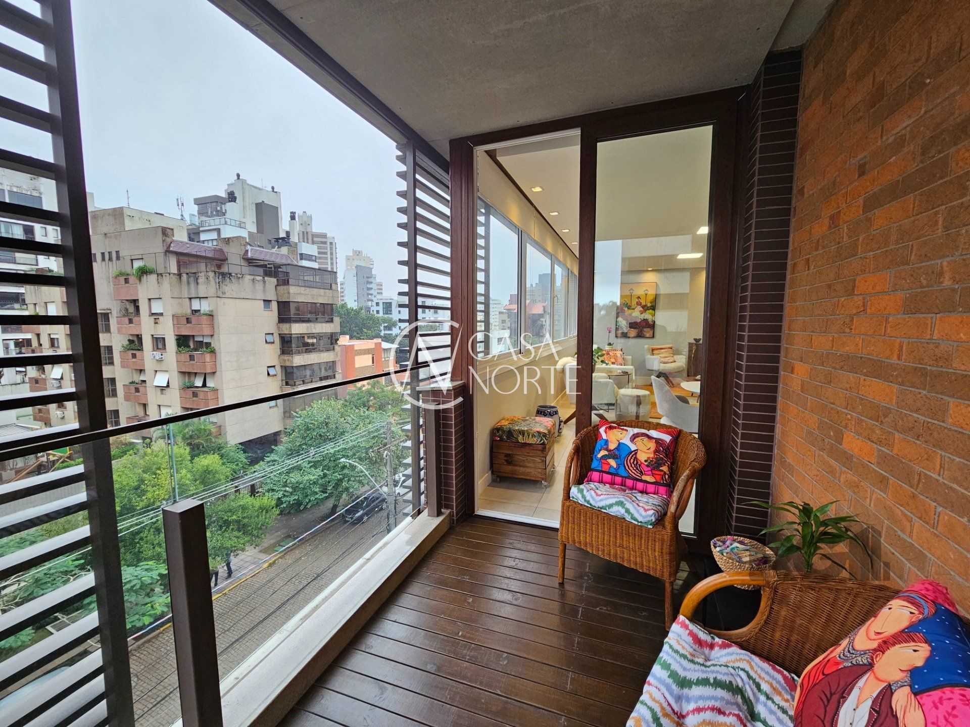 Apartamento à venda com 2 quartos, 104m², 2 suítes, 2 vagas, Rua Professor Fitzgerald no bairro Petrópolis em Porto Alegre