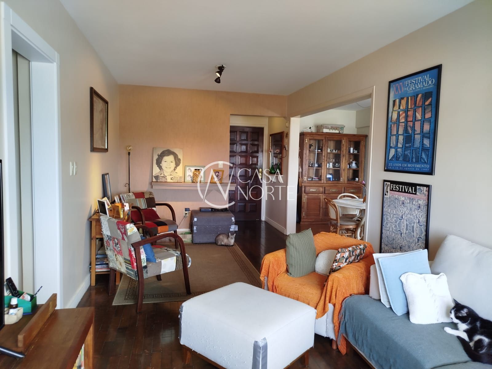 Apartamento à venda com 2 quartos, 85m², 1 vaga, Avenida Protásio Alves no bairro Três Figueiras em Porto Alegre