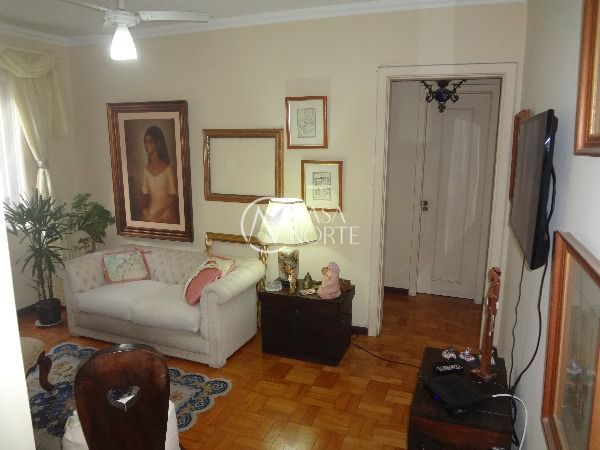 Apartamento à venda com 2 quartos, 59m², Rua Pedro Weingartner no bairro Rio Branco em Porto Alegre