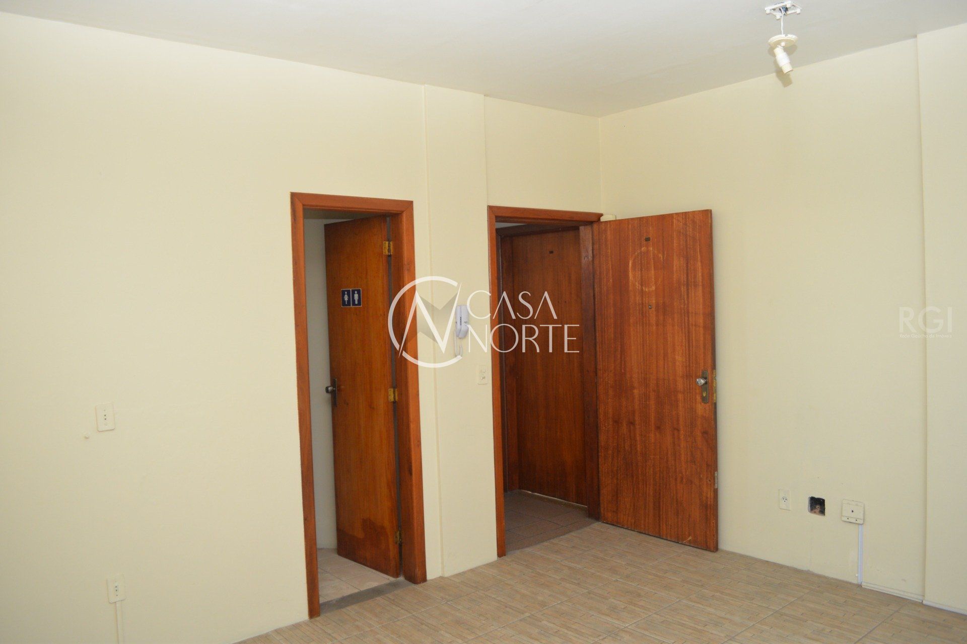 Sala Comercial à venda , 20m², Avenida Ceara no bairro São João em Porto Alegre