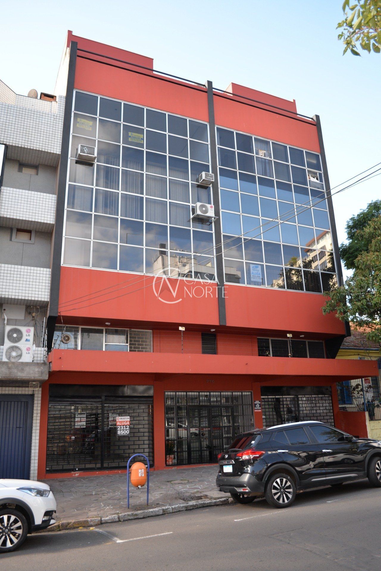 Sala Comercial à venda , 85m², Rua Cancio Gomes no bairro Floresta em Porto Alegre