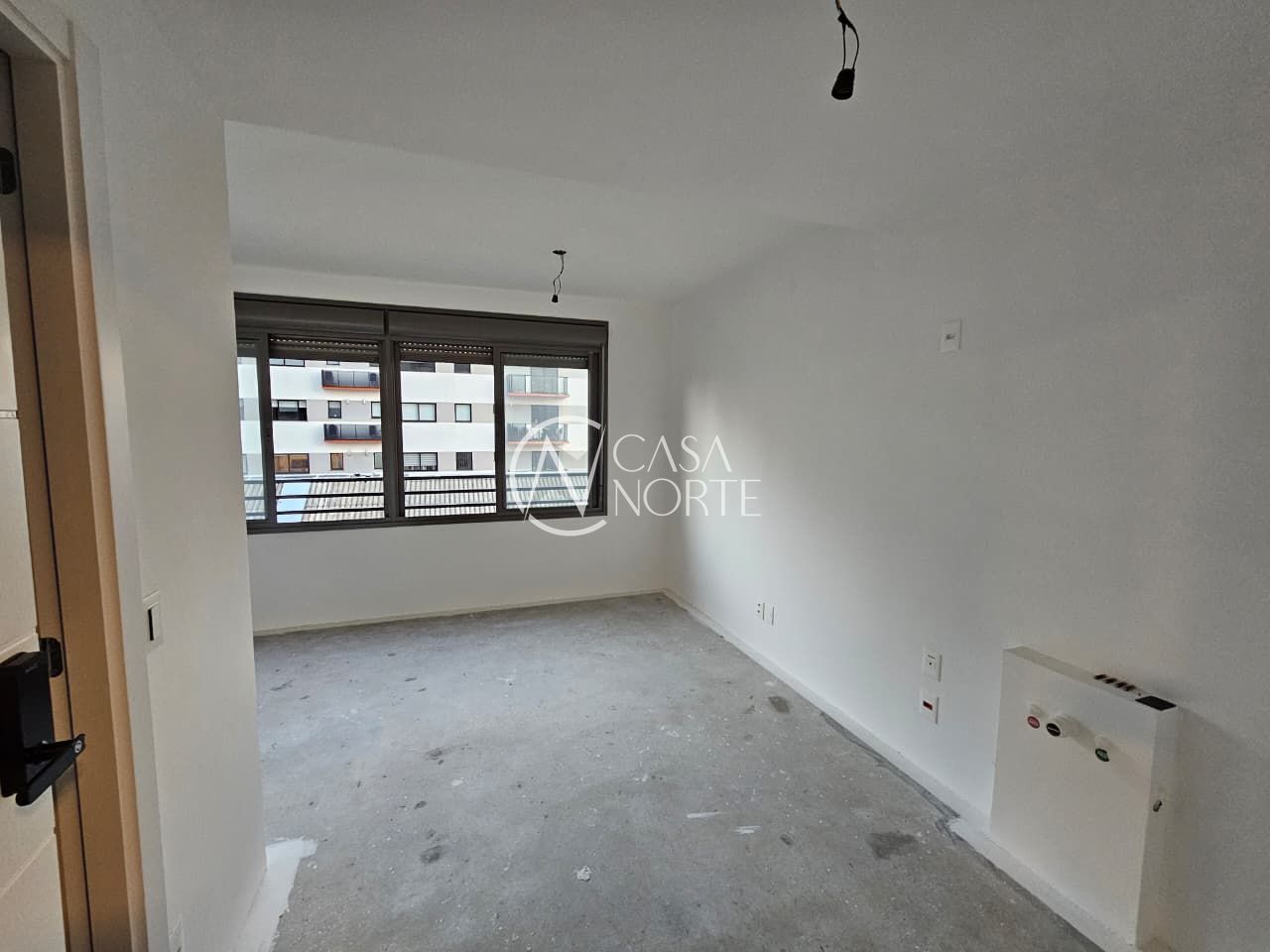 Studio à venda com 1 quarto, 24m², 1 vaga, Avenida João Pessoa no bairro Cidade Baixa em Porto Alegre