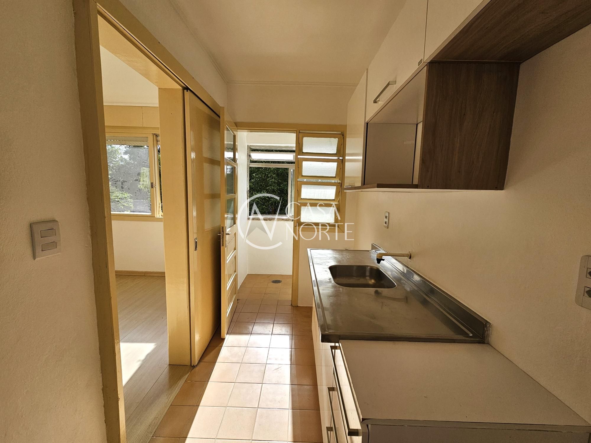 Apartamento à venda com 1 quarto, 42m², Rua Miguel Couto no bairro Menino Deus em Porto Alegre