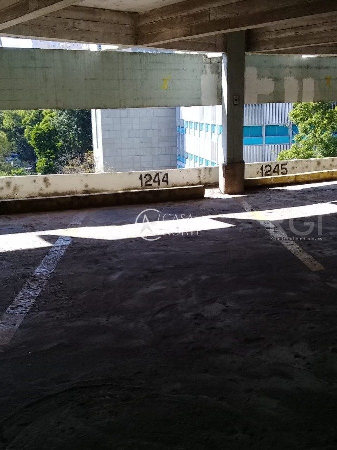 Box à venda , 12m², 1 vaga, Rua Riachuelo no bairro Centro Histórico em Porto Alegre