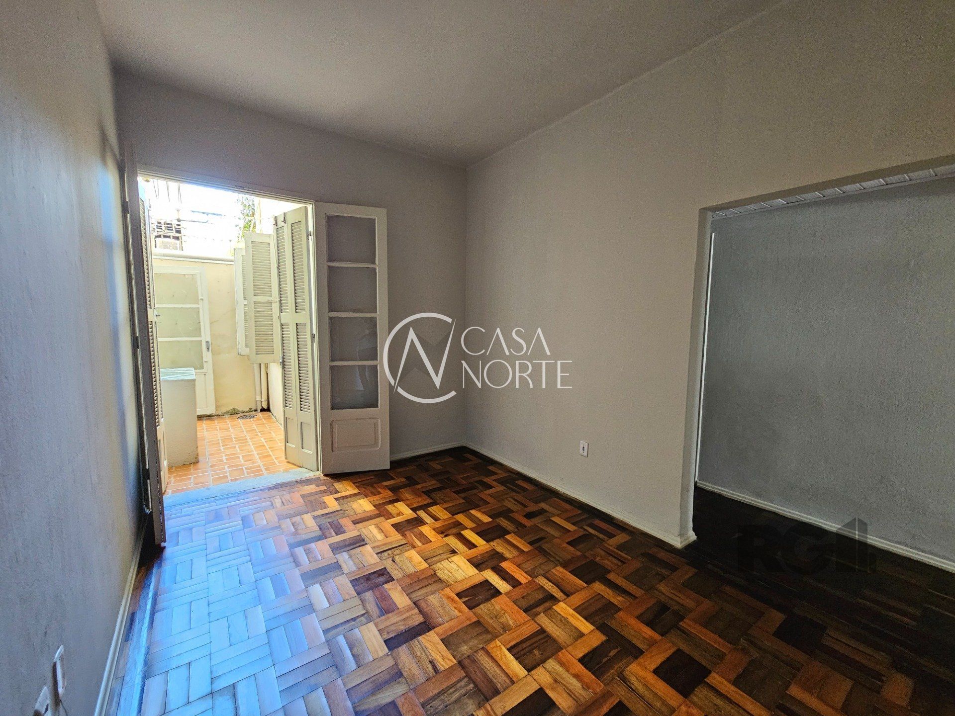 Apartamento à venda com 2 quartos, 69m², Travessa do Carmo no bairro Cidade Baixa em Porto Alegre