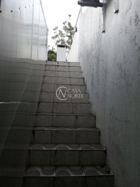 Casa à venda com 2 quartos, 435m², 3 vagas, Travessa Americo Silveira no bairro Cristo Redentor em Porto Alegre