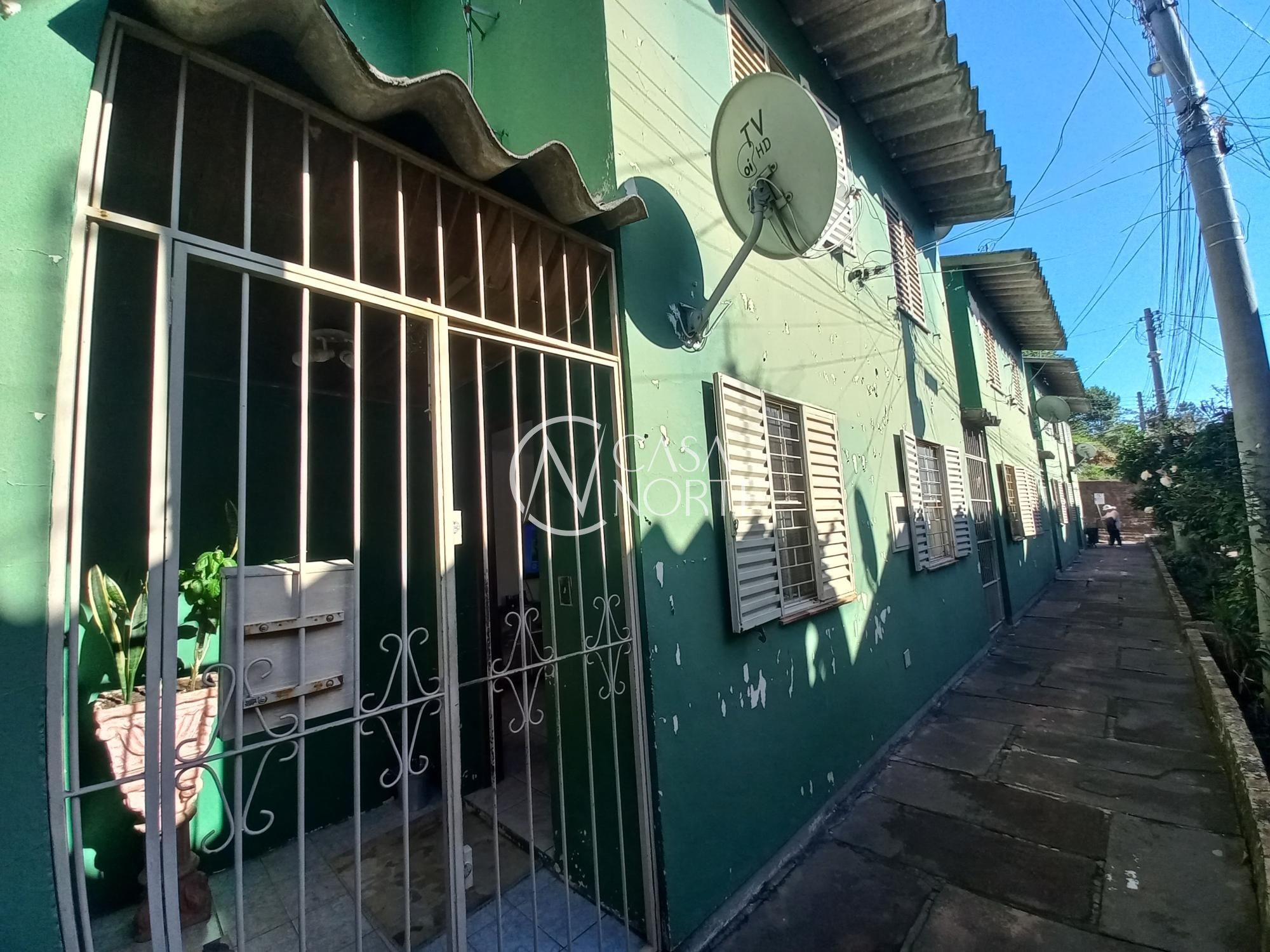 Casa de Condomínio à venda com 2 quartos, 46m², 1 vaga, Avenida Juca Batista no bairro Hípica em Porto Alegre