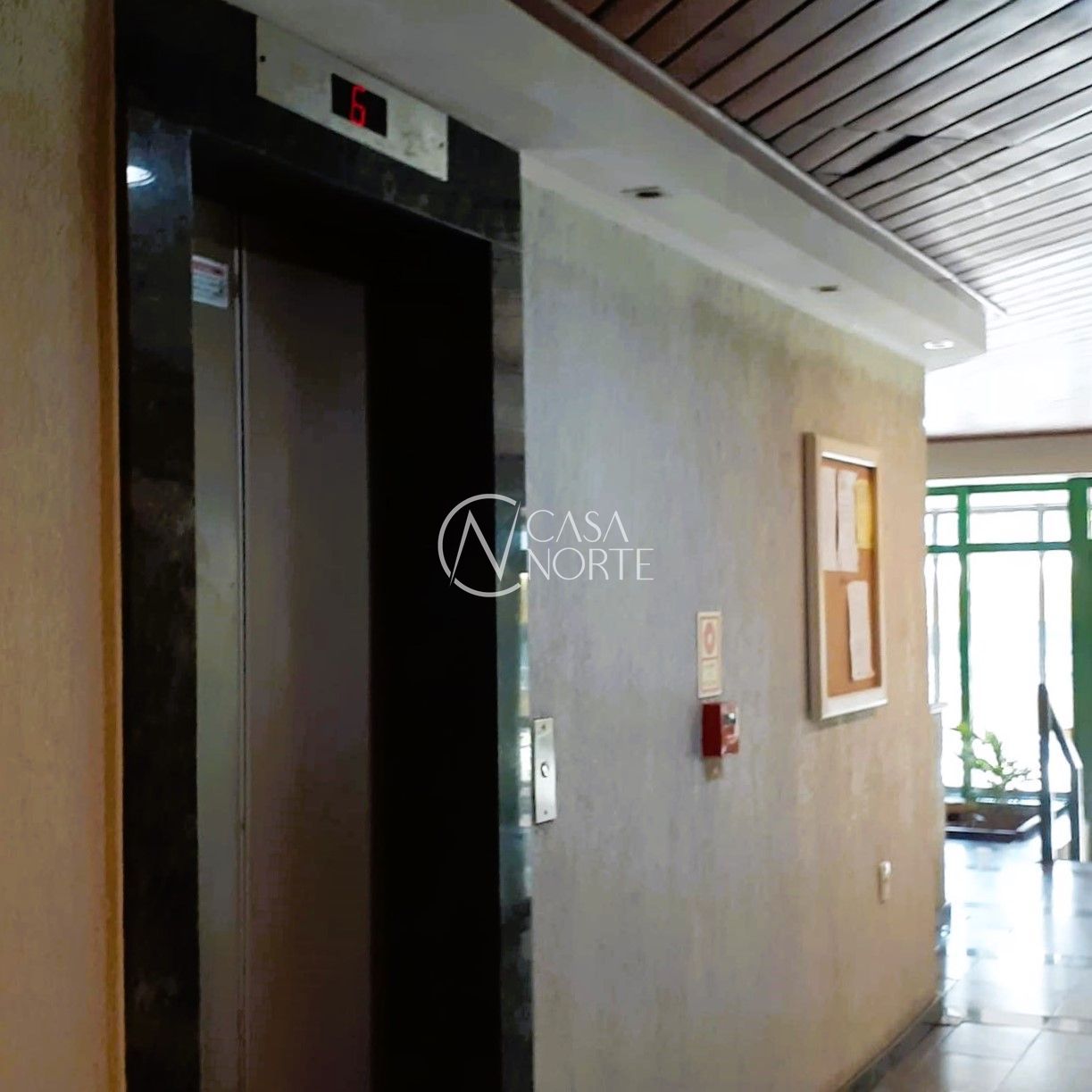 Sala Comercial à venda com 1 quarto, 29m², Avenida Protásio Alves no bairro Petrópolis em Porto Alegre