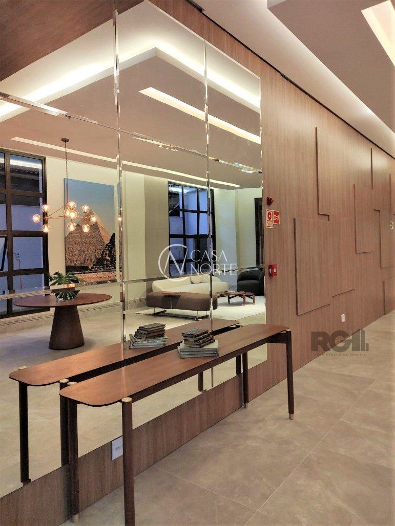 Apartamento à venda com 1 quarto, 35m², 1 suíte, 1 vaga, Rua Eudoro Berlink no bairro Mont' Serrat em Porto Alegre