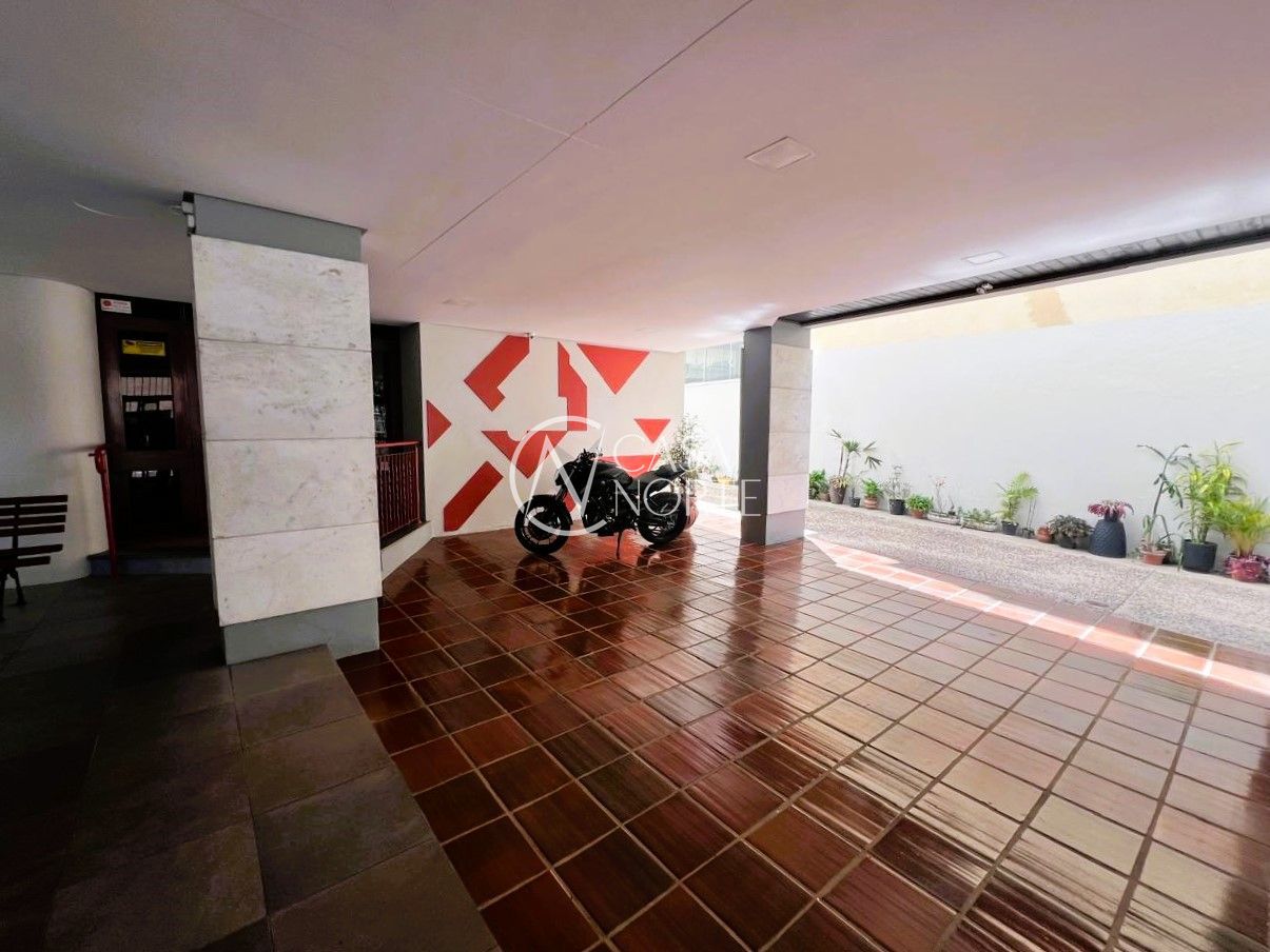 Cobertura à venda com 1 quarto, 73m², 1 vaga, Rua Doutor Barros Cassal no bairro Bom Fim em Porto Alegre