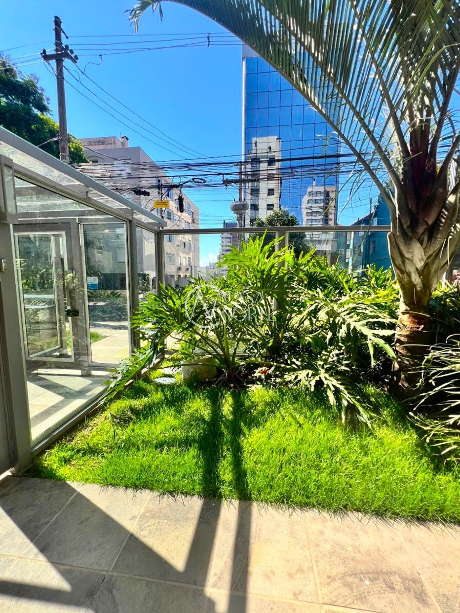 Apartamento à venda com 2 quartos, 58m², 1 suíte, 1 vaga, Rua Eudoro Berlink no bairro Auxiliadora em Porto Alegre