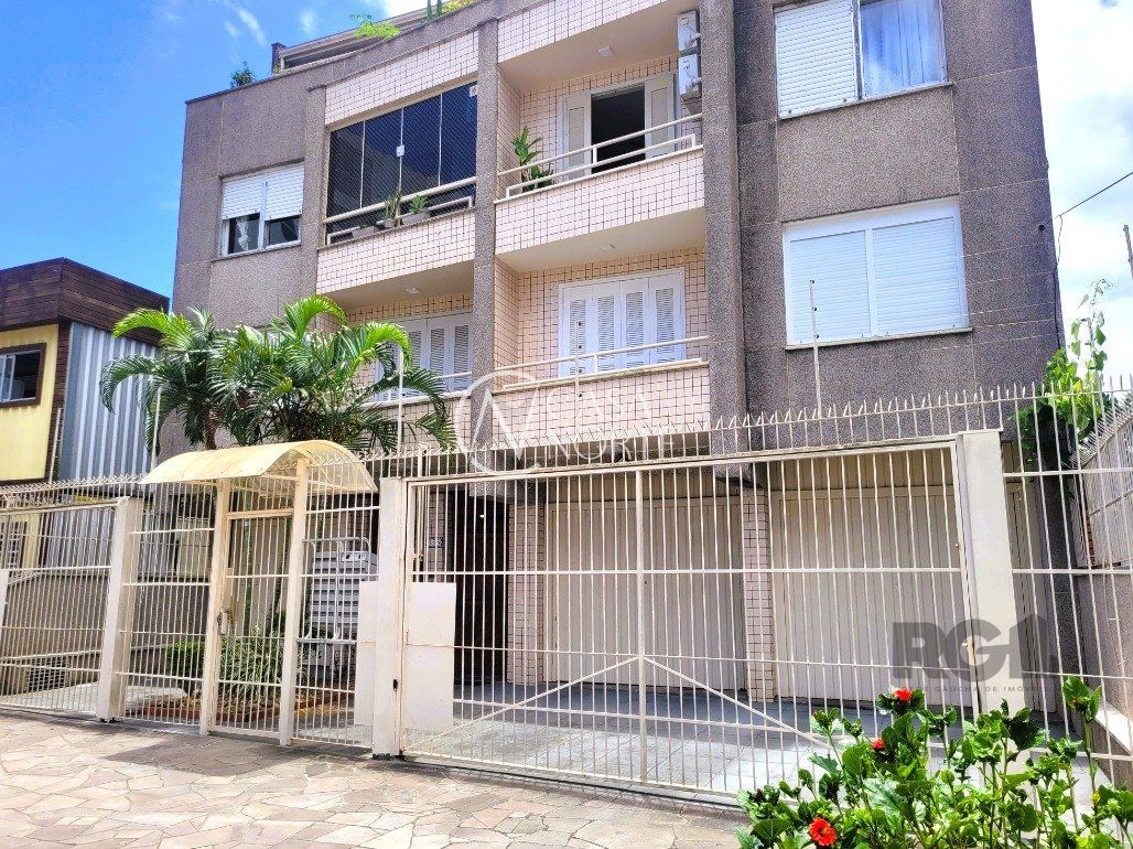 Apartamento à venda com 2 quartos, 69m², 1 vaga, Rua Gomes Jardim no bairro Santana em Porto Alegre