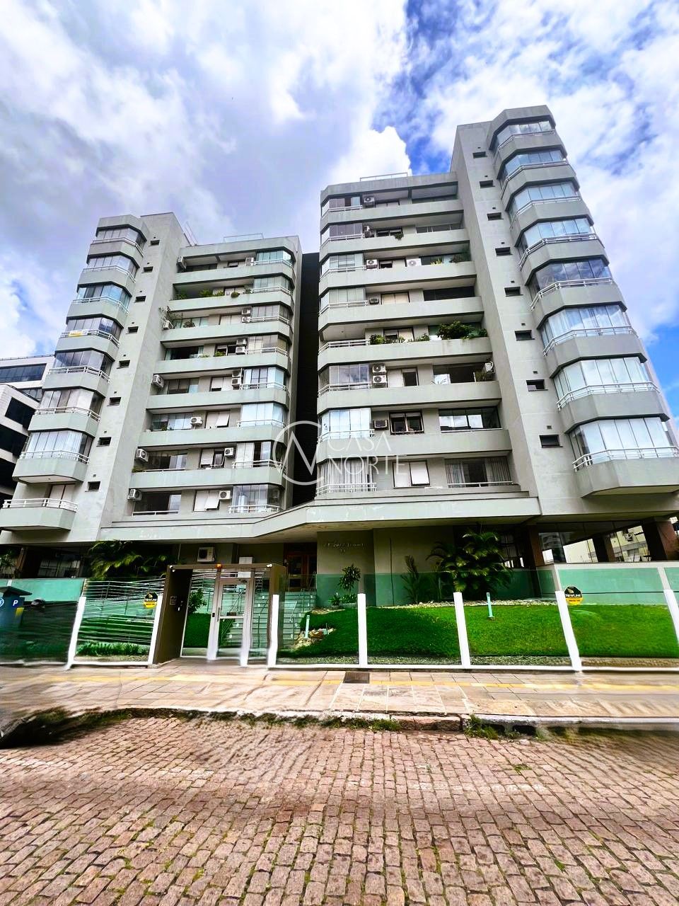 Apartamento à venda com 2 quartos, 111m², 1 suíte, 1 vaga, Rua Ribeiro Cancela no bairro Menino Deus em Porto Alegre