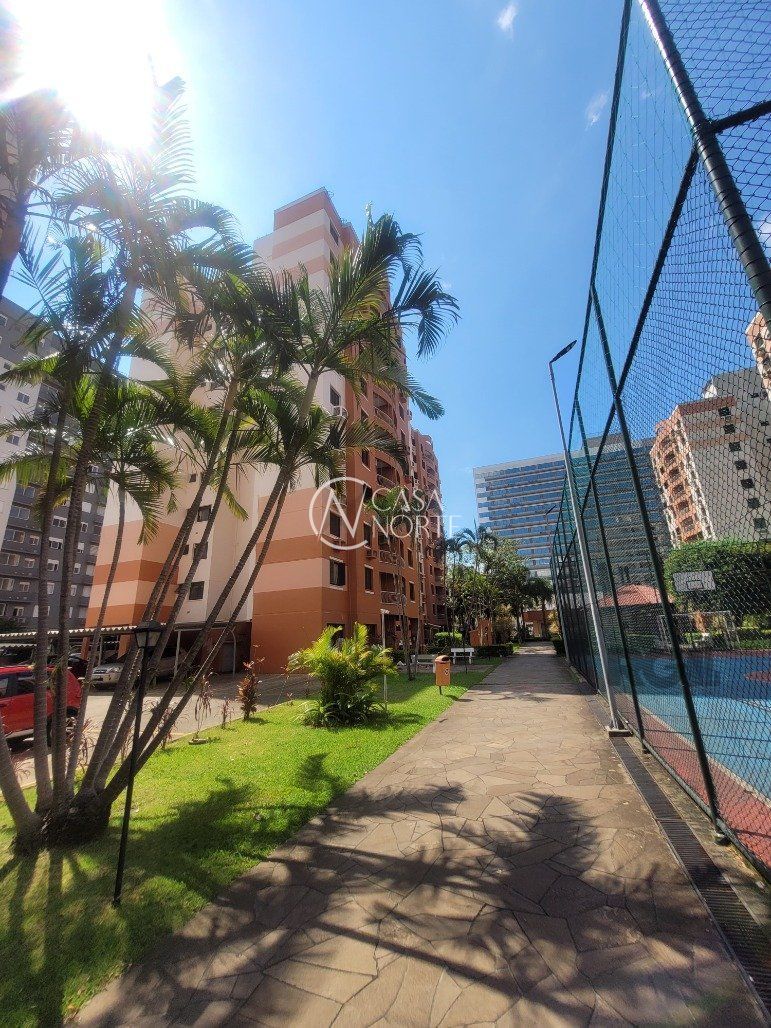 Apartamento à venda com 2 quartos, 58m², 2 vagas, Rua Carlos Silveira Martins Pacheco no bairro Cristo Redentor em Porto Alegre