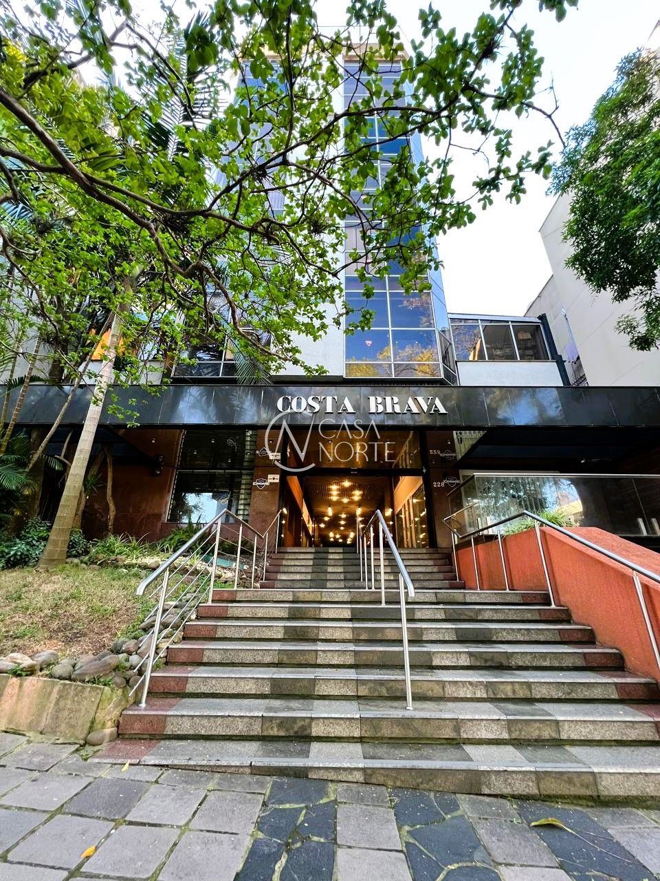 Loja à venda com 1 quarto, 45m², Rua Dona Laura no bairro Moinhos de Vento em Porto Alegre