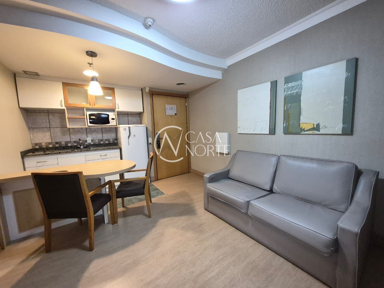 Flat à venda com 1 quarto, 37m², 1 suíte, Rua Miguel Tostes no bairro Rio Branco em Porto Alegre