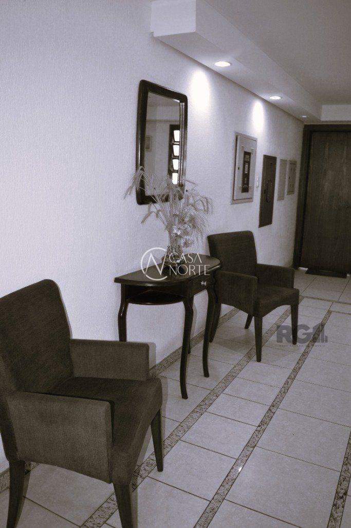 Apartamento à venda com 2 quartos, 87m², 1 suíte, 1 vaga, Rua Olavo Bilac no bairro Azenha em Porto Alegre