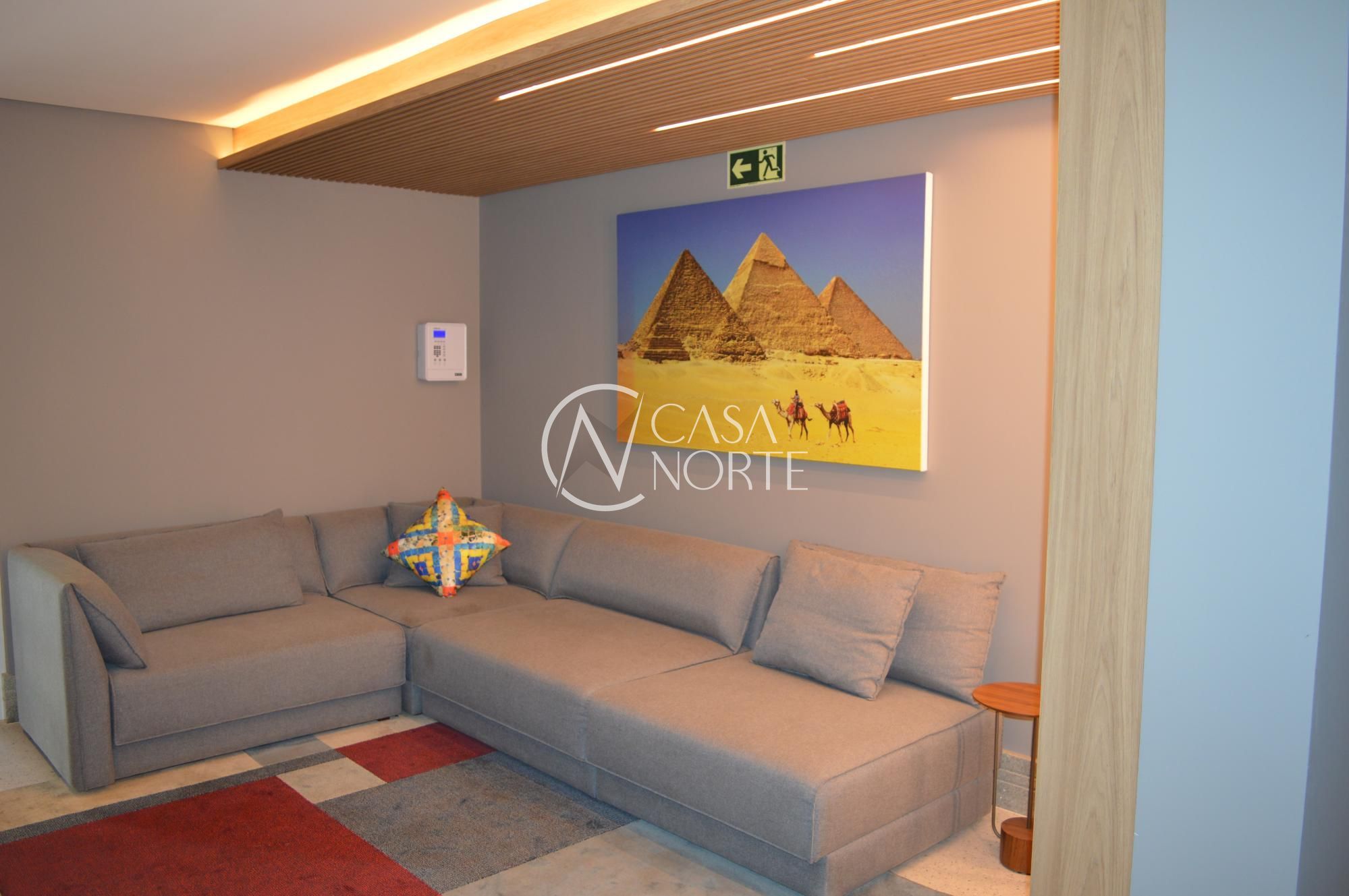 Apartamento à venda com 2 quartos, 67m², 2 suítes, 1 vaga, Avenida Osvaldo Aranha no bairro Bom Fim em Porto Alegre