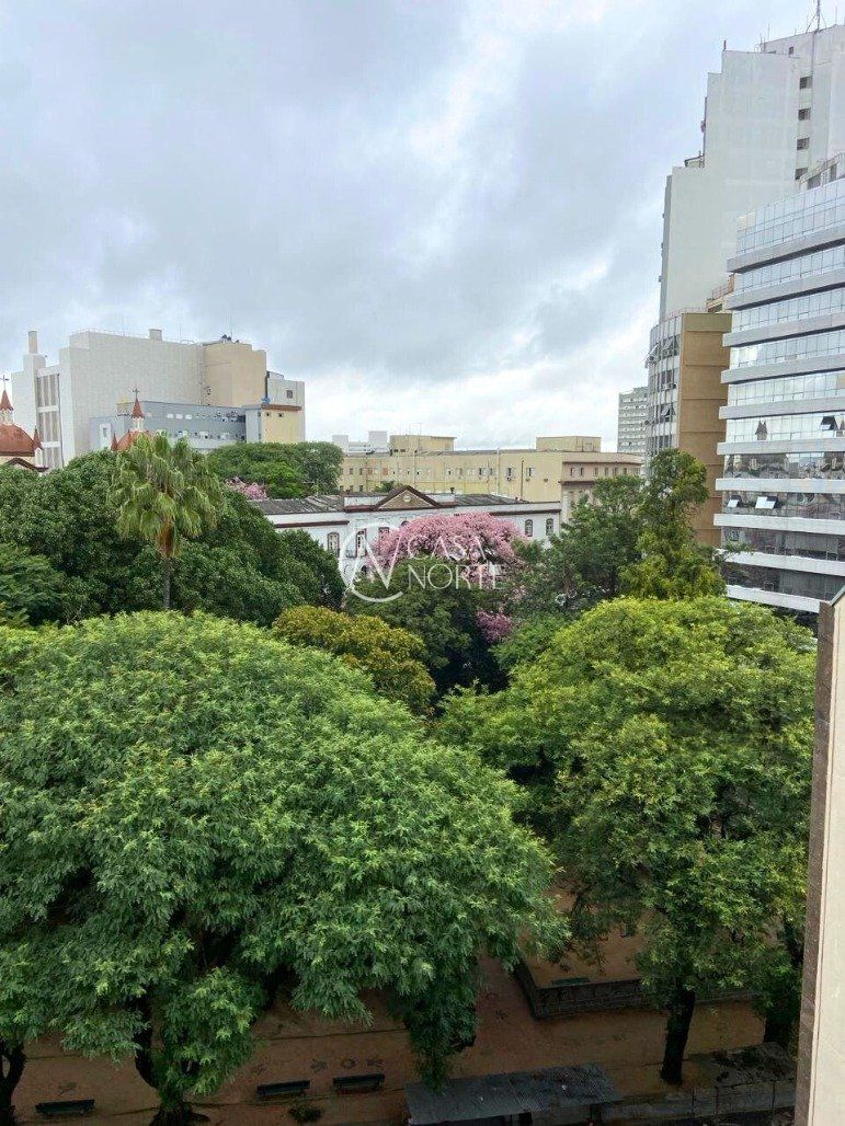 Apartamento à venda com 3 quartos, 136m², Praça Dom Feliciano no bairro Centro Histórico em Porto Alegre