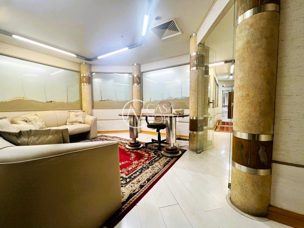 Sala Comercial à venda com 1 quarto, 125m², Rua General Vitorino no bairro Centro Histórico em Porto Alegre