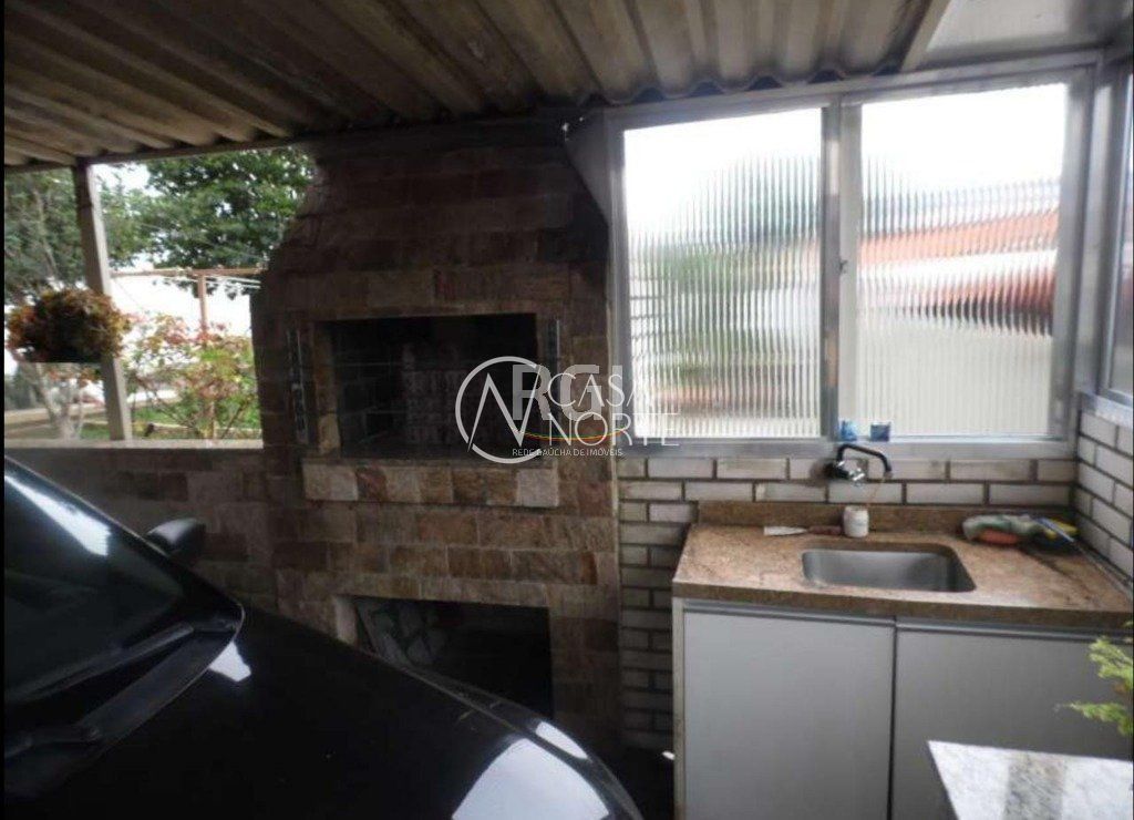 Casa à venda com 3 quartos, 150m², 1 suíte, 5 vagas, Rua Dom Luiz Guanella no bairro Vila Ipiranga em Porto Alegre