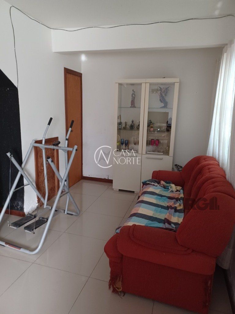 Casa à venda com 3 quartos, 250m², 3 suítes, 3 vagas, Rua Barao do Amazonas no bairro Partenon em Porto Alegre